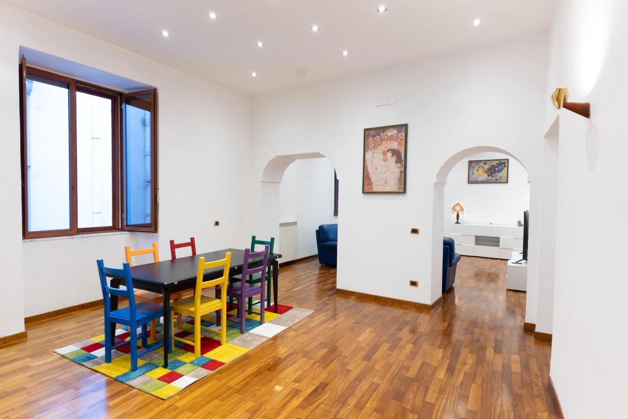 Dimora Del Fico - Appartamento Elegante E Spazioso Nápoly Kültér fotó
